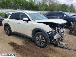 Nissan Pathfinder 2023 3
