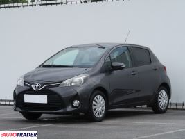 Toyota Yaris 2015 1.0 68 KM Toyota Yaris 2015 1.0 68 KM