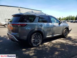 Nissan Pathfinder 2022 3