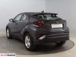 Toyota C-HR 2023 1.8 120 KM