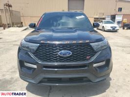 Ford Explorer 2022 3