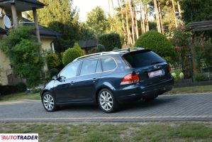 Volkswagen Golf 2010 1.6 105 KM