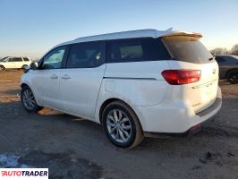 Kia Sedona 2021 3