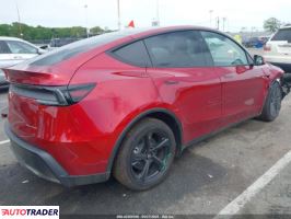 Tesla Model Y 2026