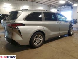 Toyota Sienna 2023 2
