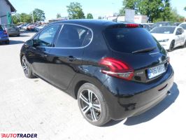 Peugeot 208 2018 1.2 110 KM