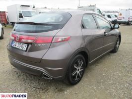 Honda Civic 2010 1.3 100 KM