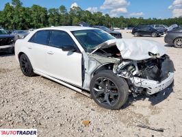 Chrysler 300C 2022 3