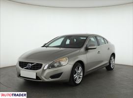 Volvo S60 2011 2.0 160 KM