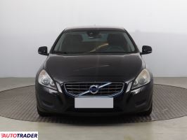 Volvo V60 2011 2.0 160 KM