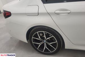BMW 520 2021 2.0 190 KM