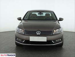 Volkswagen Passat 2010 2.0 138 KM