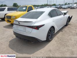 Lexus IS 2021 3