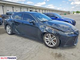Lexus IS 2021 3