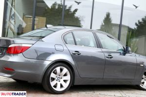 BMW 520 2004 2.2 170 KM