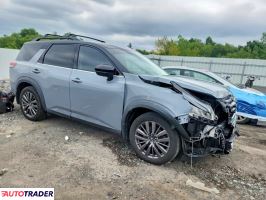 Nissan Pathfinder 2022 3