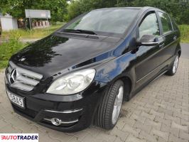 Mercedes B-klasa 2010 2.0 140 KM Mercedes B-klasa 2010 2.0 140 KM