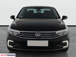 Volkswagen Passat 2021 1.4 214 KM