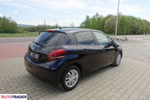 Peugeot 208 2016 1.2 92 KM