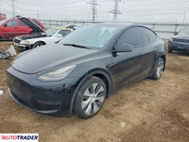 Tesla Model Y - zobacz ofertę