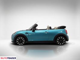 Mini Cooper 2023 1.5 136 KM