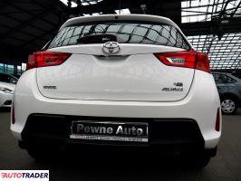 Toyota Auris 2014 1.4 101 KM Toyota Auris 2014 1.4 101 KM