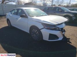 Nissan Altima 2025 2
