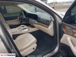 Mercedes GL 2020 3 Mercedes GL 2020 3