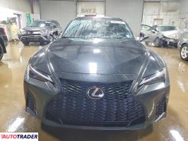 Lexus IS 2021 3