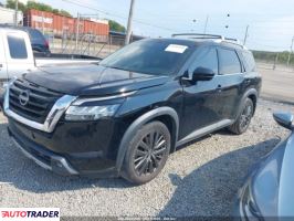 Nissan Pathfinder 2022 3