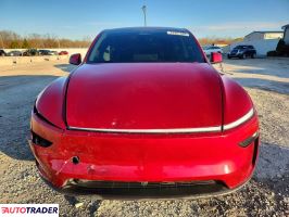 Tesla Model Y 2026