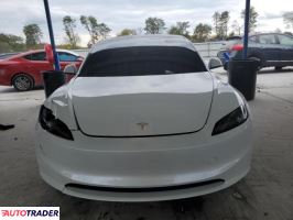 Tesla Model 3 2025