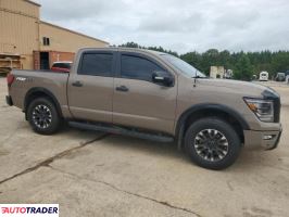 Nissan Titan 2021 5