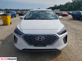 Hyundai IONIQ Hybrid 2021 1