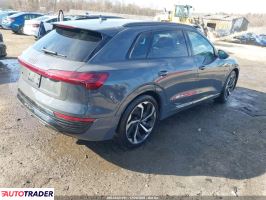 Audi Q8 2024