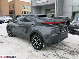 Toyota C-HR 2024 1.8 140 KM