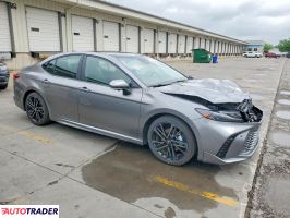 Toyota Camry 2025 2