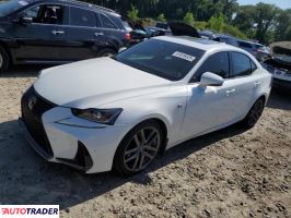 Lexus IS 2020 3
