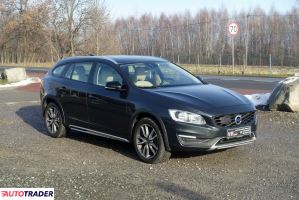 Volvo V60 Cross Country 2017 2.0 190 KM
