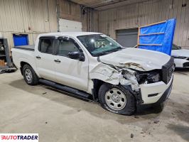 Nissan Frontier 2022 3