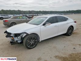 Lexus ES - zobacz ofertę