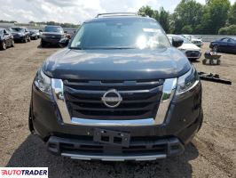 Nissan Pathfinder 2023 3