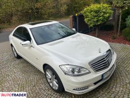Mercedes S-klasa 2011 3.5 306 KM