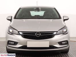 Opel Astra 2018 1.4 123 KM