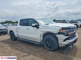 Chevrolet Silverado 2025 6