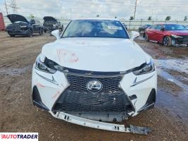 Lexus IS 2020 3