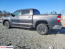 Toyota Tundra 2020 5