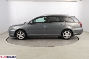 Toyota Avensis 2003 2.0 113 KM