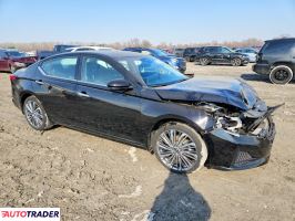 Nissan Altima 2025 2