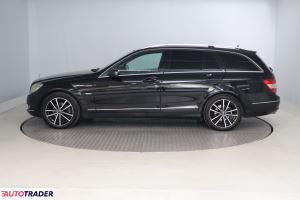 Mercedes C-klasa 2009 2.1 134 KM